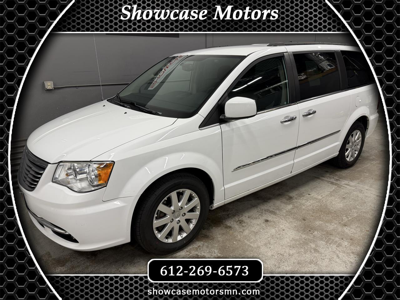 Chrysler Town & Country Touring L 2016