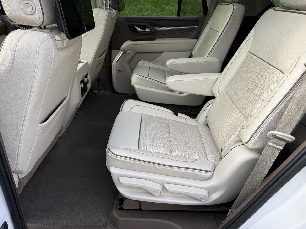 GMC Yukon Denali 4WD 2021