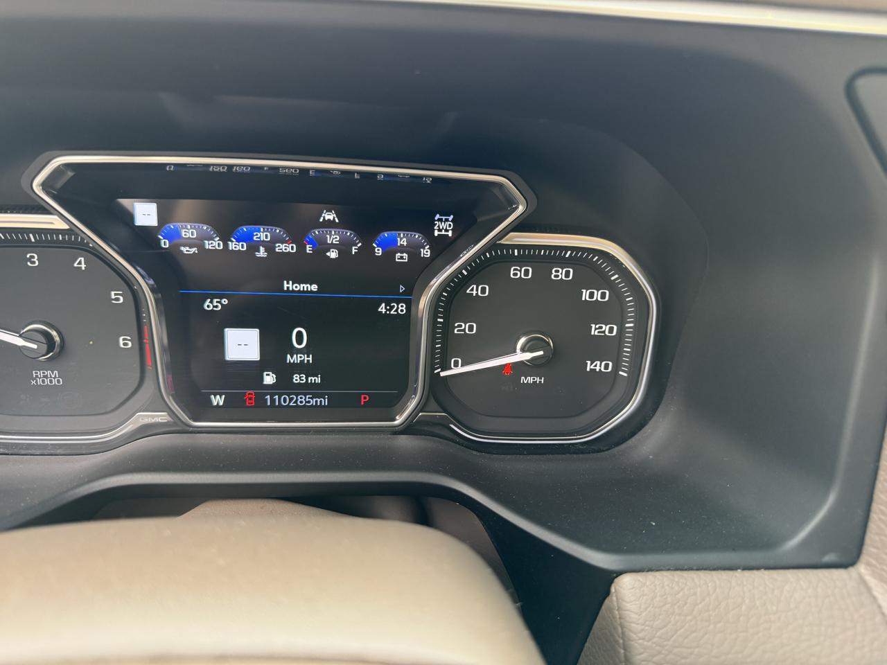 GMC Yukon Denali 4WD 2021
