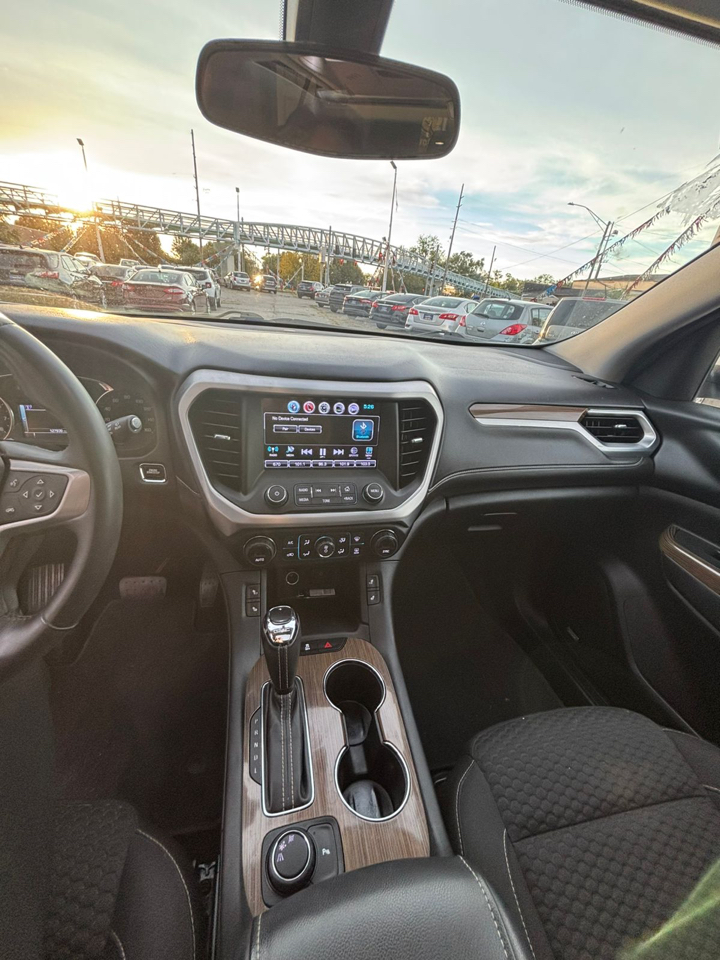 GMC Acadia SLE-2 FWD 2017