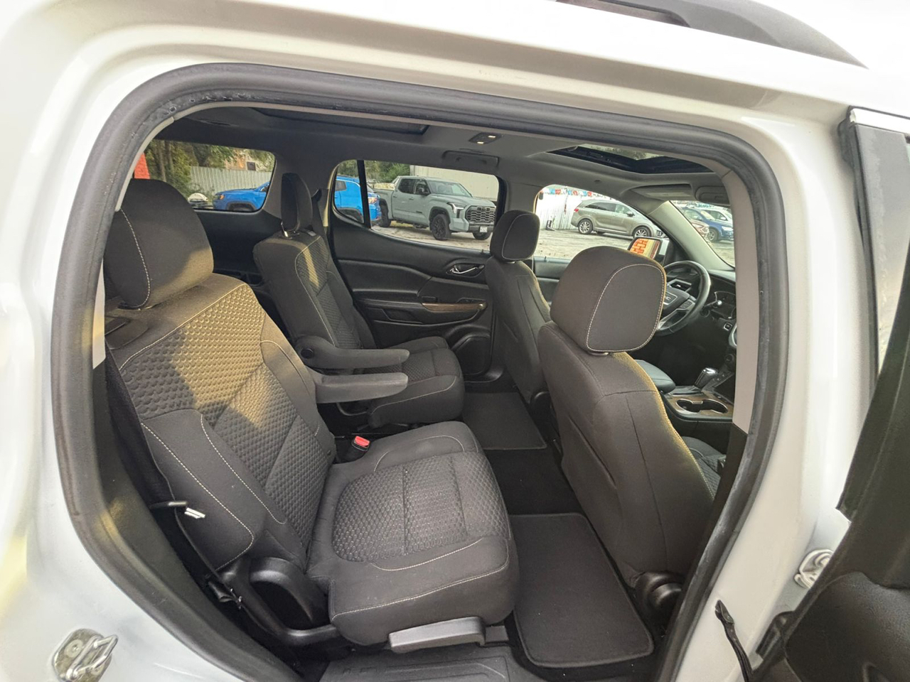 GMC Acadia SLE-2 FWD 2017