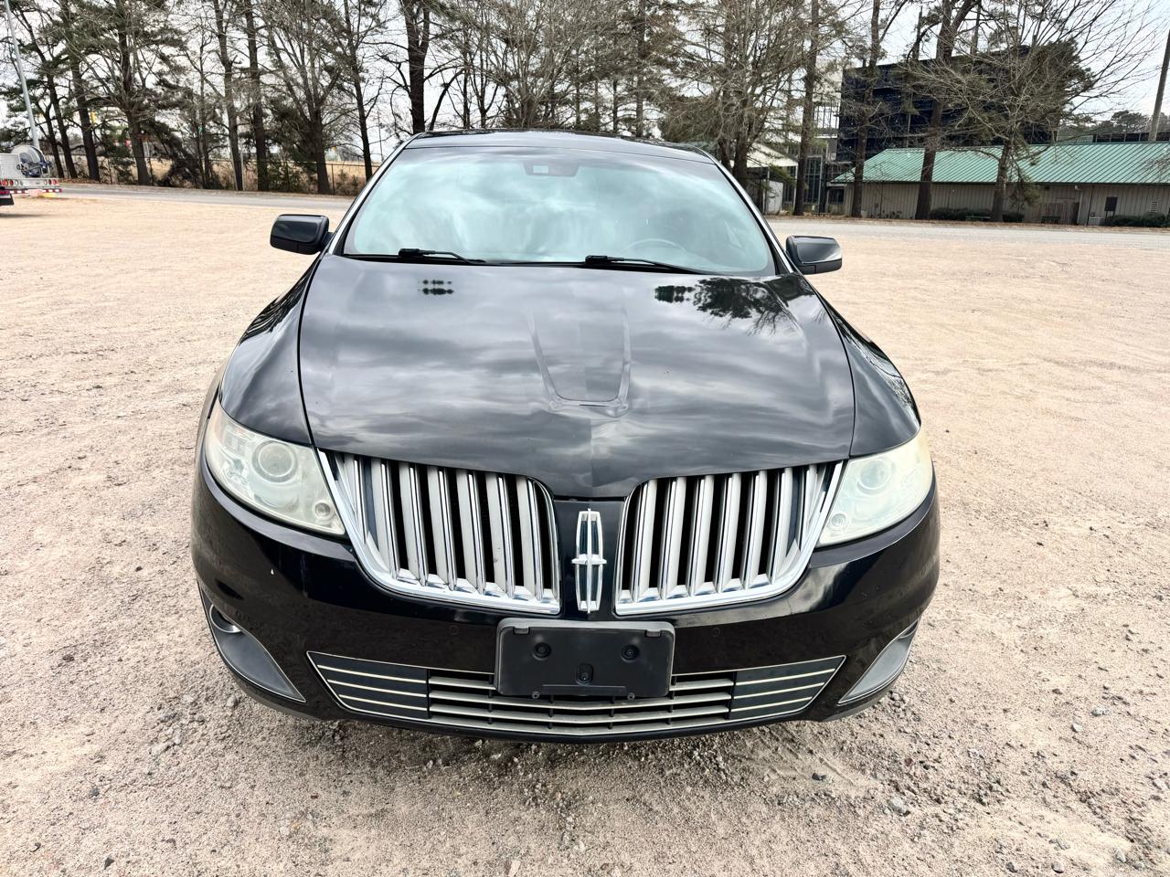 Lincoln MKS 3.5L with EcoBoost AWD 2010