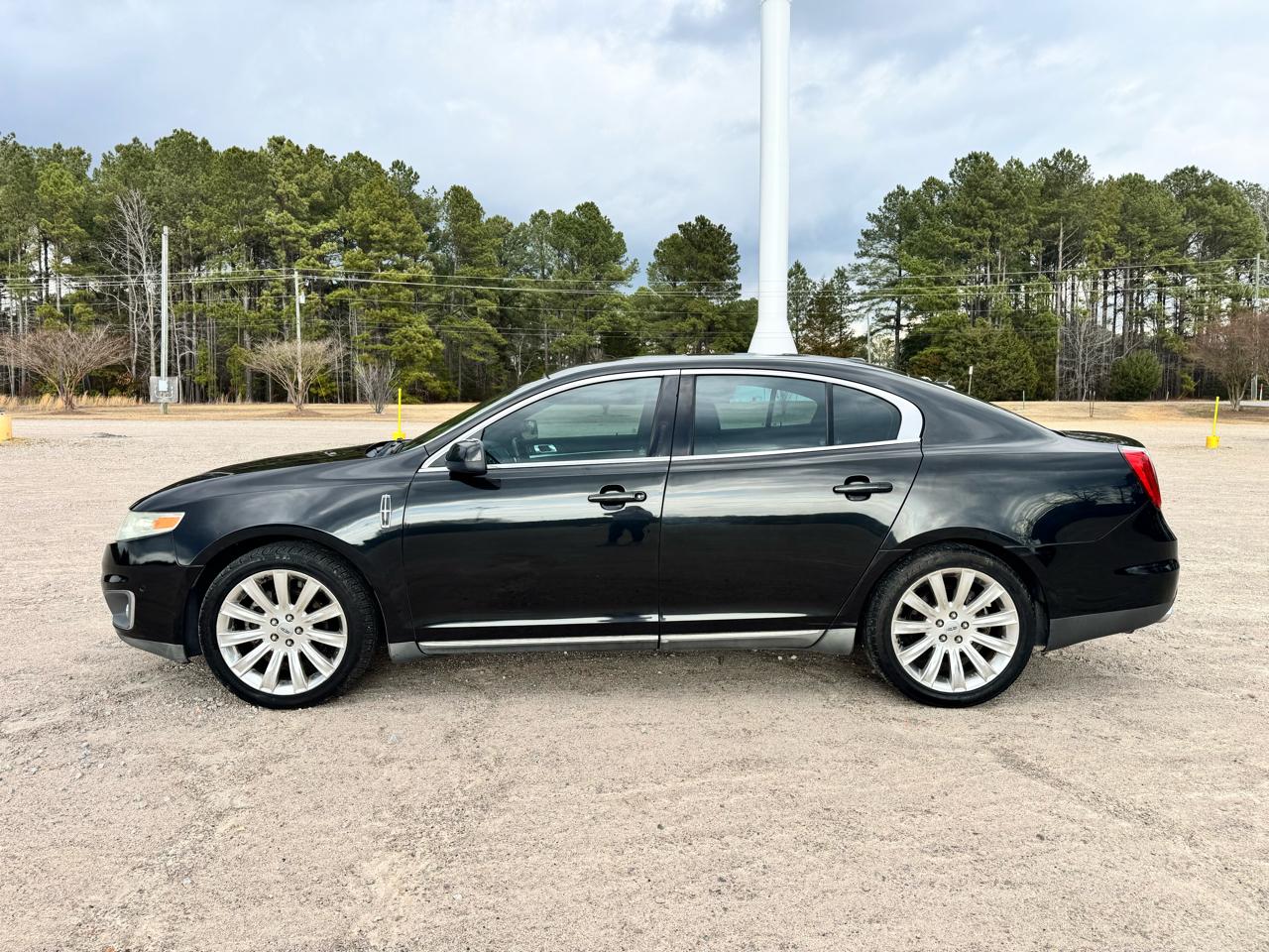 Lincoln MKS 3.5L with EcoBoost AWD 2010