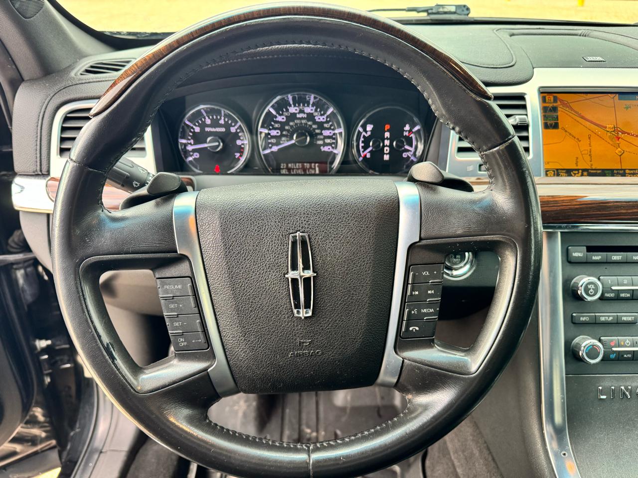Lincoln MKS 3.5L with EcoBoost AWD 2010