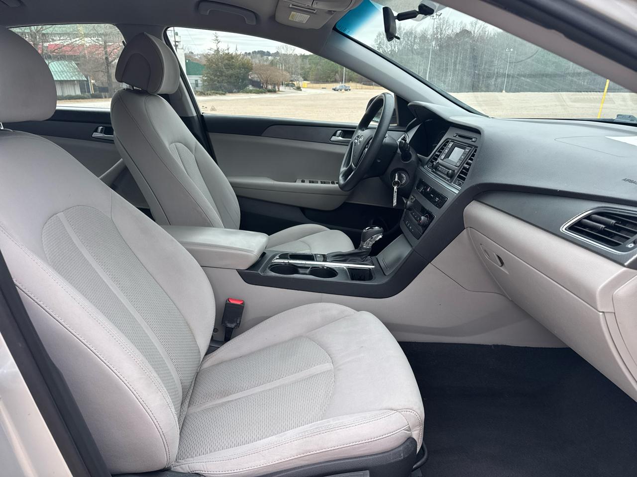 Hyundai Sonata SE 2015