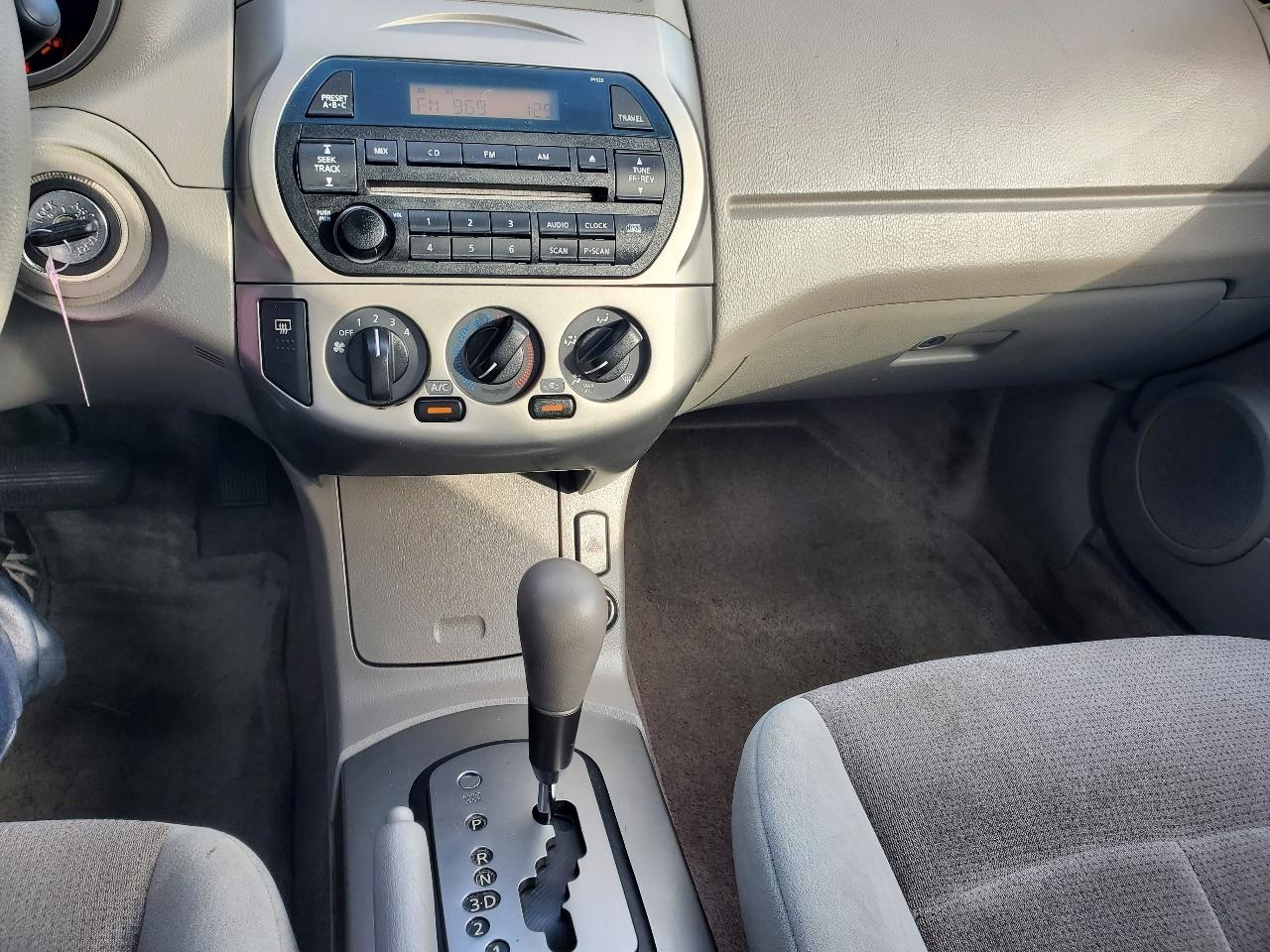 Nissan Altima 2.5 2004