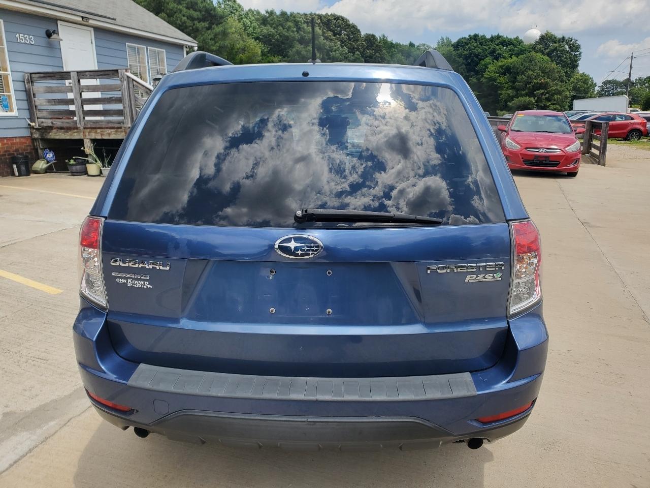 Subaru Forester 2.5X Premium 2012