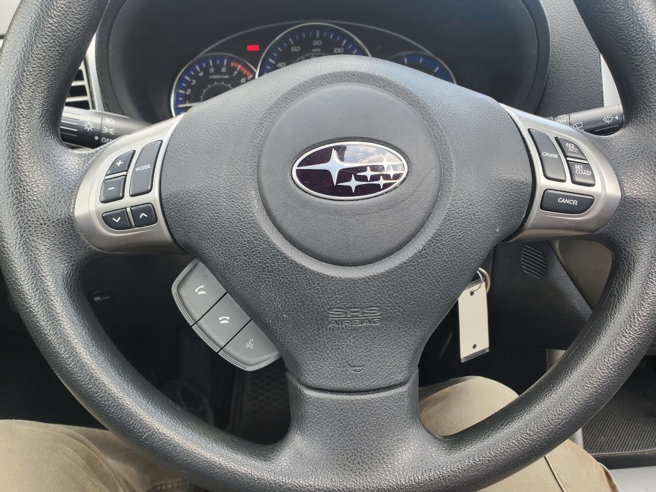 Subaru Forester 2.5X Premium 2012