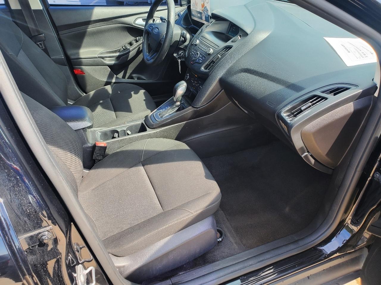 Ford Focus SE Sedan 2018