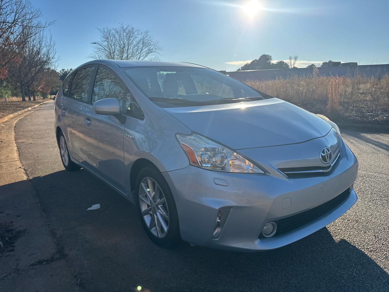 Toyota Prius V Four 2014