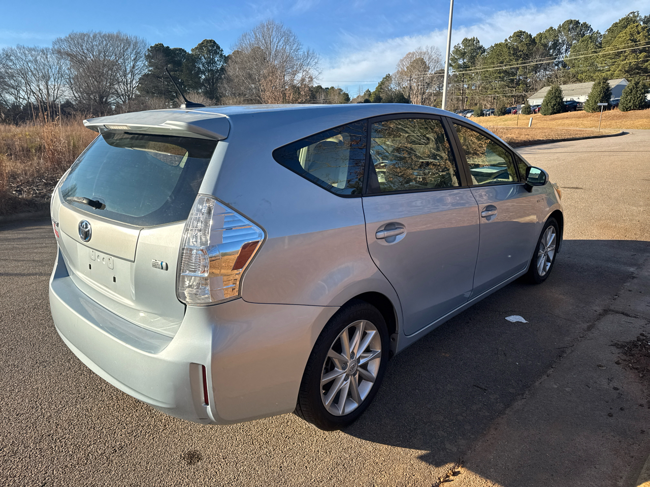 Toyota Prius V Four 2014