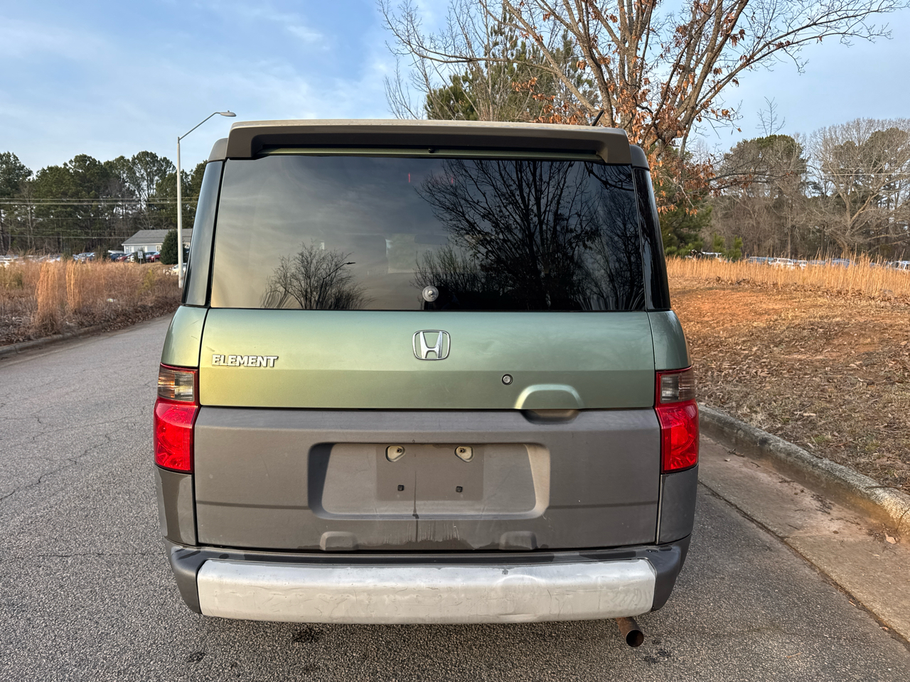 Honda Element EX 2WD w/ Front Side Airbags 2004