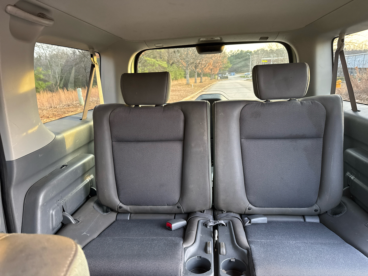 Honda Element EX 2WD w/ Front Side Airbags 2004