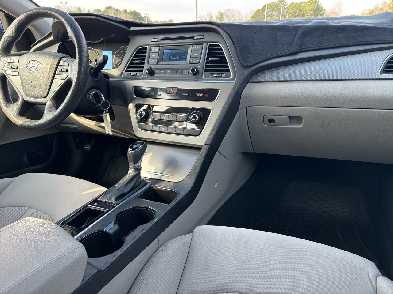 Hyundai Sonata SE 2015