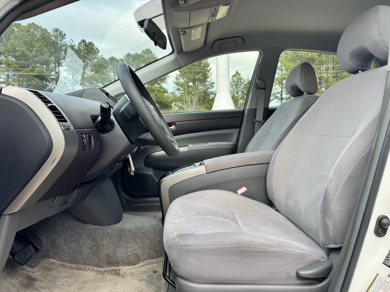 Toyota Prius 4-Door Liftback 2004