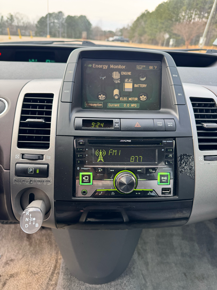 Toyota Prius 4-Door Liftback 2004