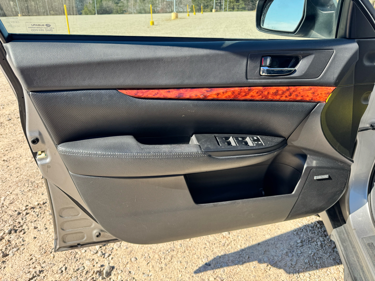 Subaru Outback 2.5i Limited 2010