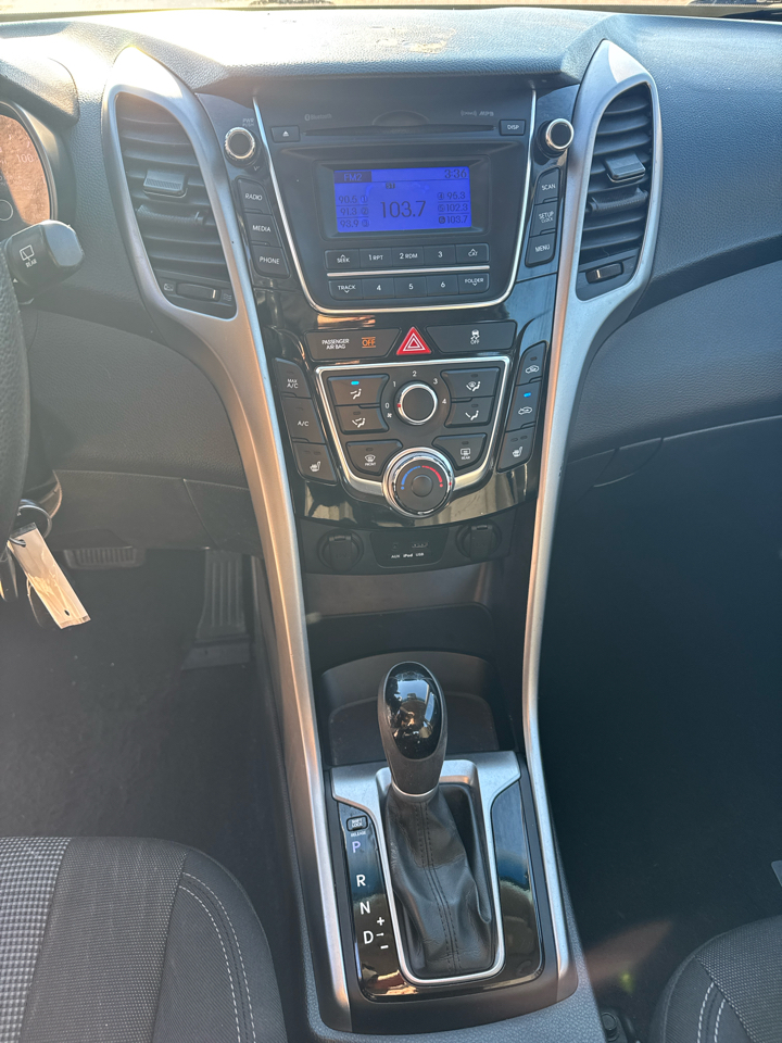 Hyundai Elantra GT 5dr HB Auto 2014
