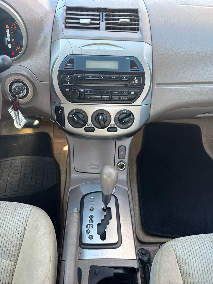 Nissan Altima 2.5 S 2004