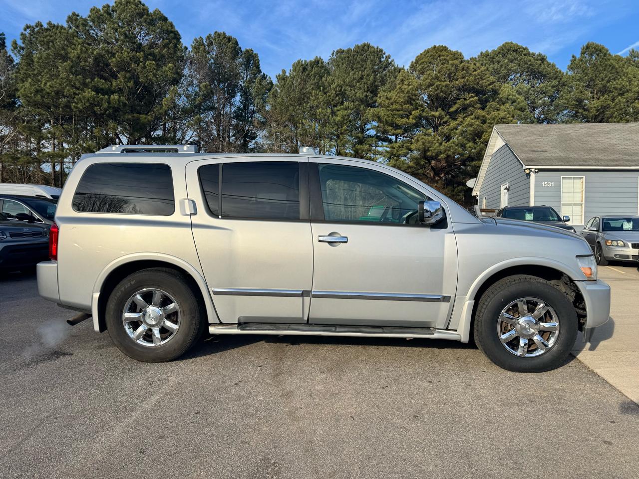 Infiniti QX56 4WD 4dr *Ltd Avail* 2006