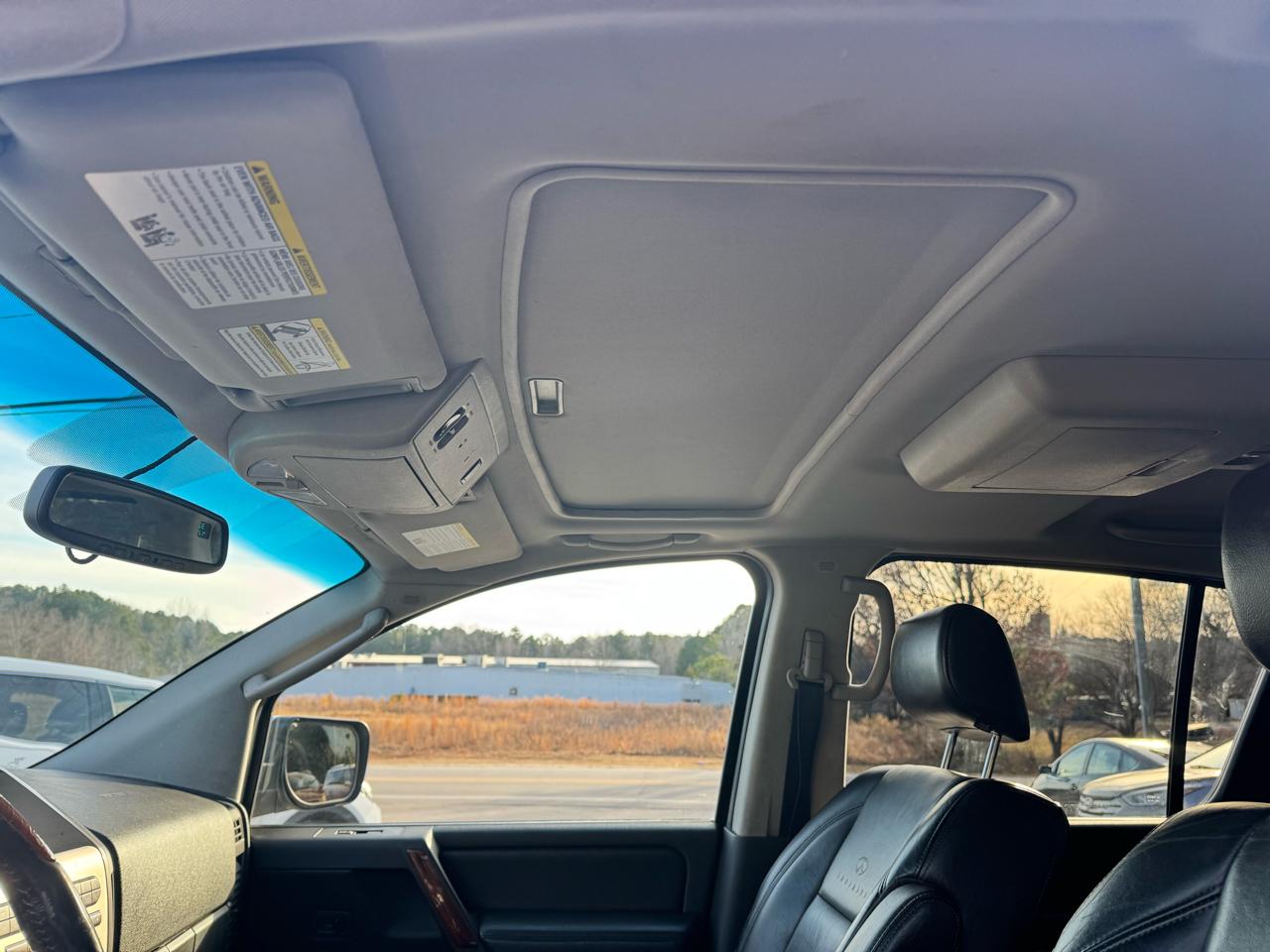 Infiniti QX56 4WD 4dr *Ltd Avail* 2006