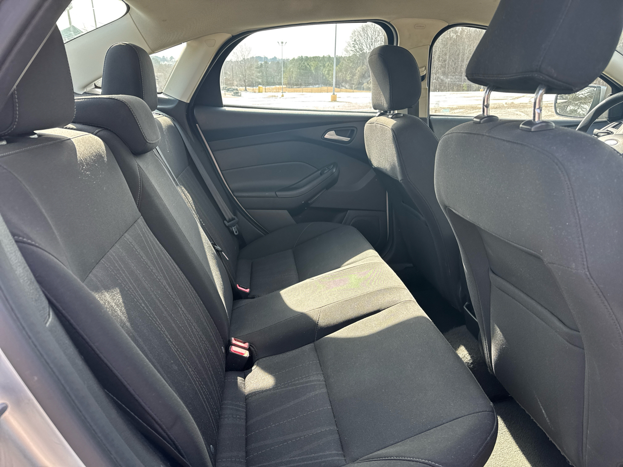 Ford Focus SE Sedan 2016