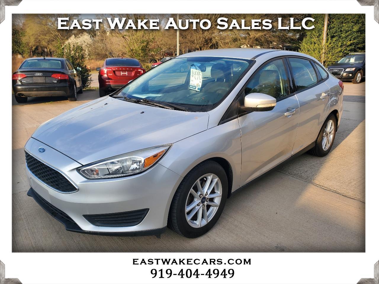 2016 Ford Focus SE Sedan