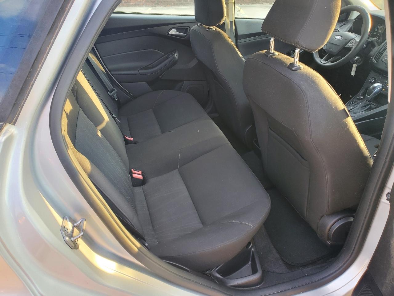 Ford Focus SE Sedan 2016