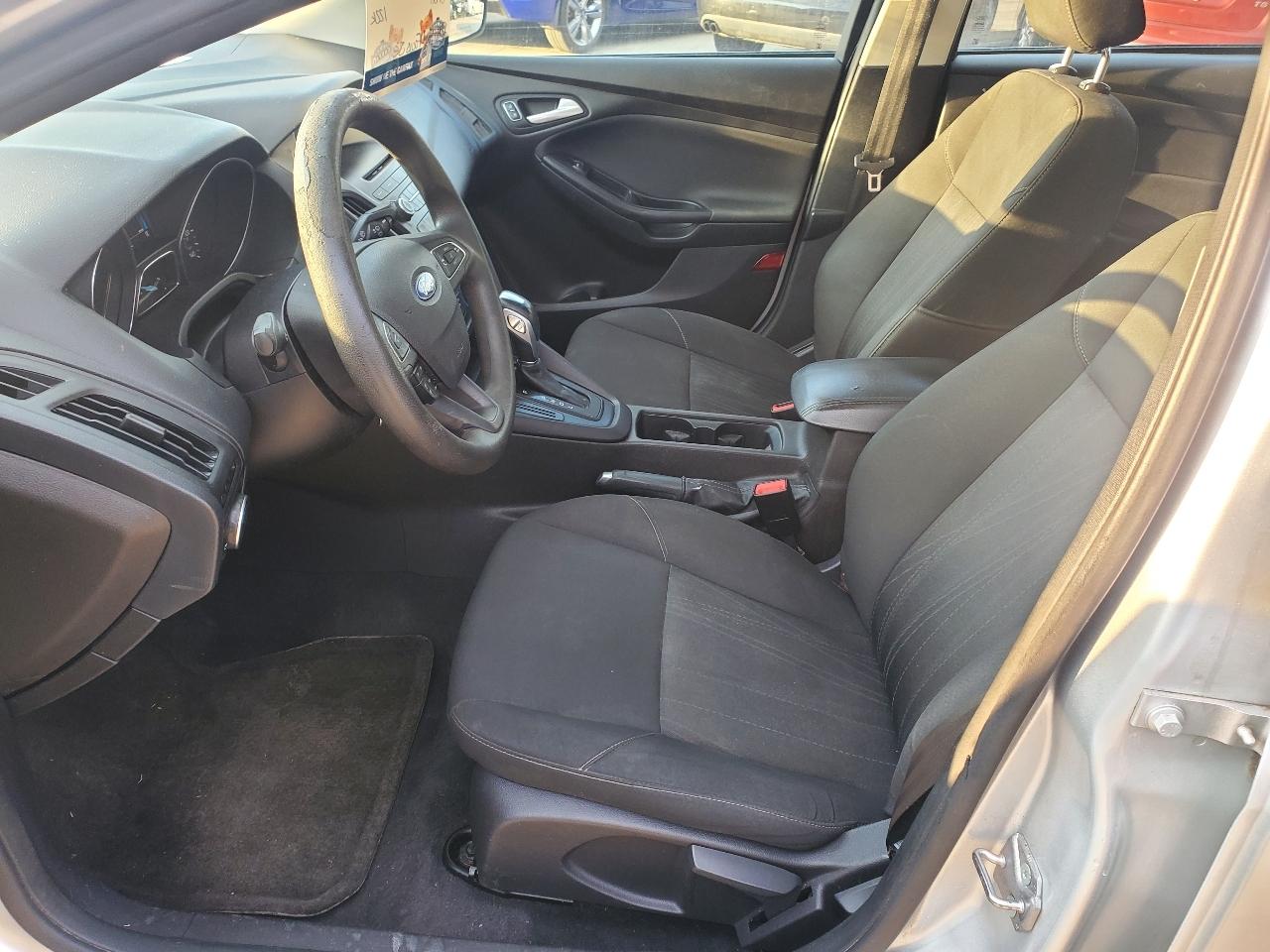 Ford Focus SE Sedan 2016