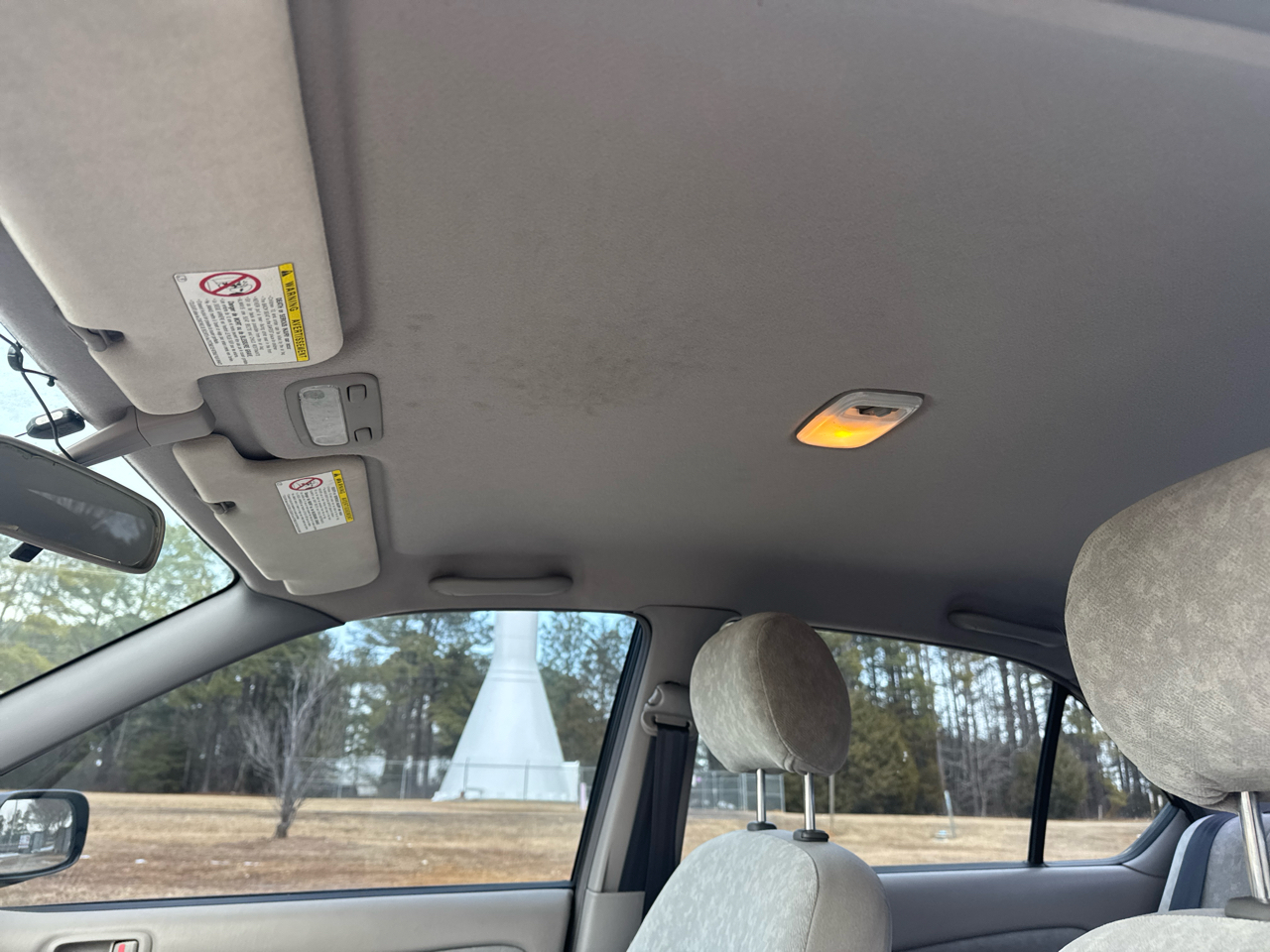 Toyota Prius 4-Door Sedan 2001