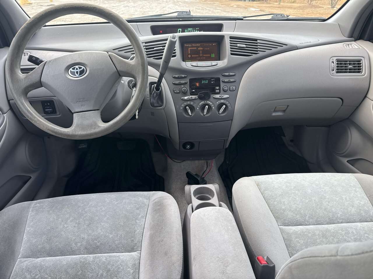 Toyota Prius 4-Door Sedan 2001