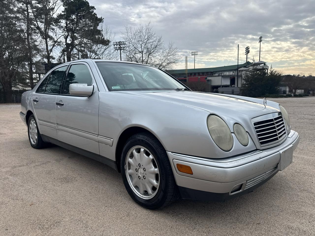 Mercedes-Benz E-Class E320 1998