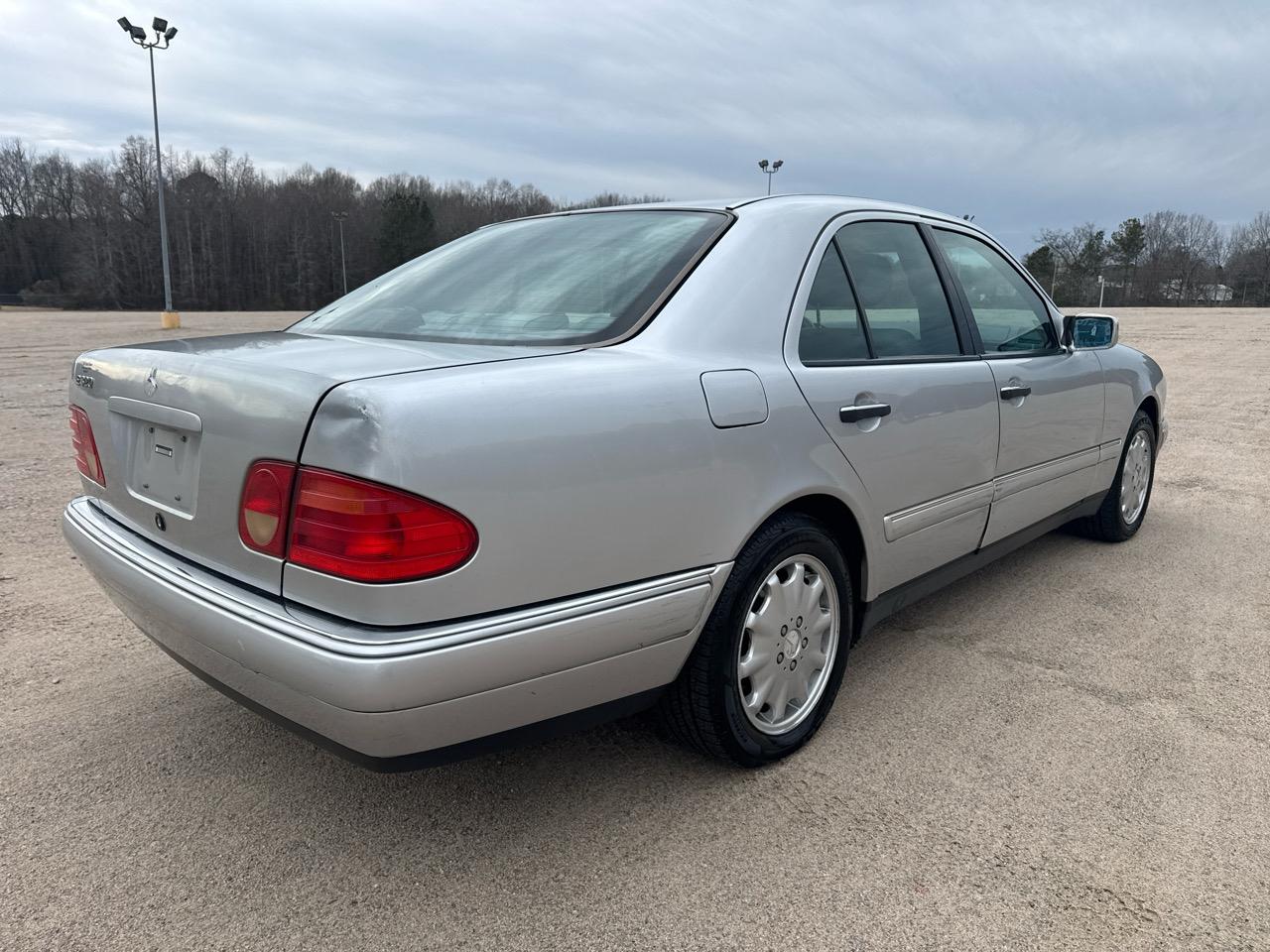 Mercedes-Benz E-Class E320 1998