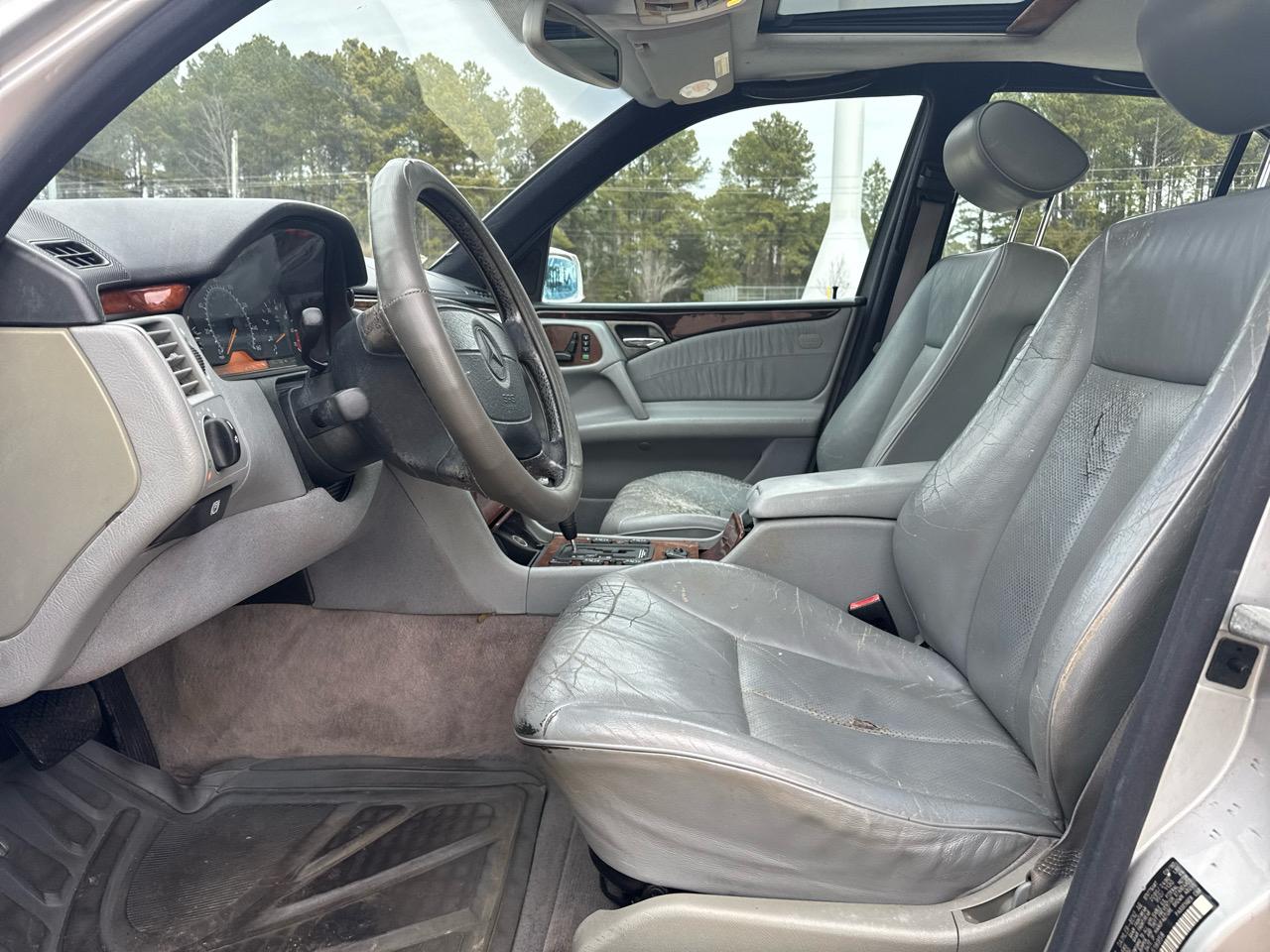 Mercedes-Benz E-Class E320 1998