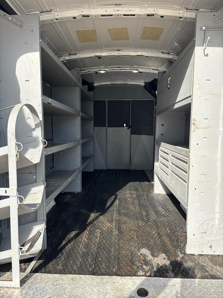 Ford Transit 250 Van Med. Roof w/Sliding Pass. 148-in. WB 2019