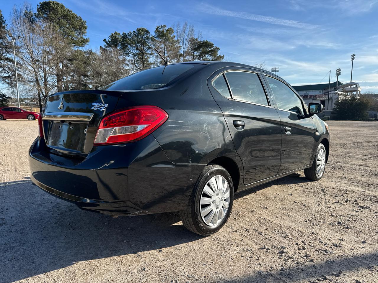 Mitsubishi Mirage G4 ES 2018