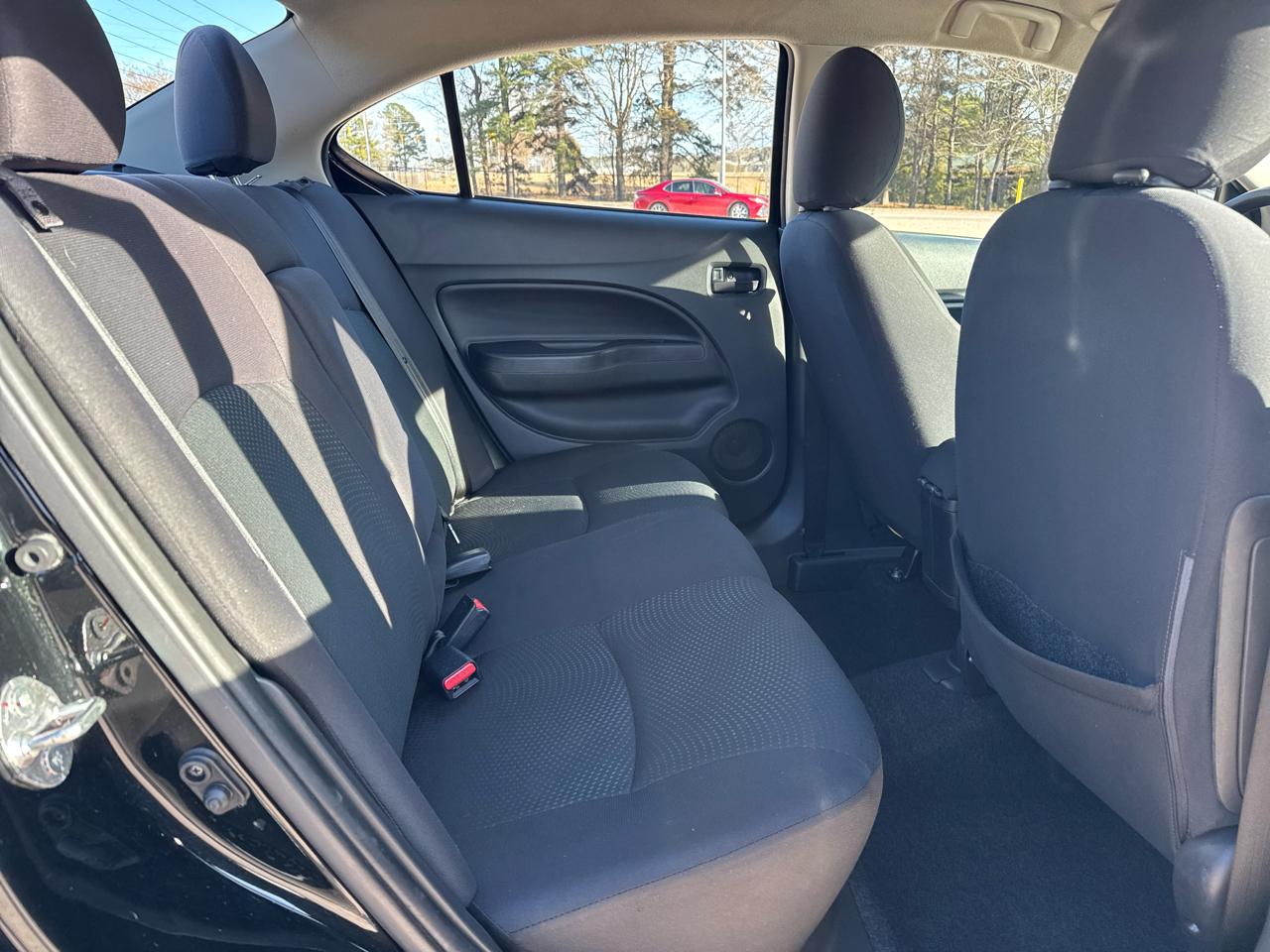 Mitsubishi Mirage G4 ES 2018