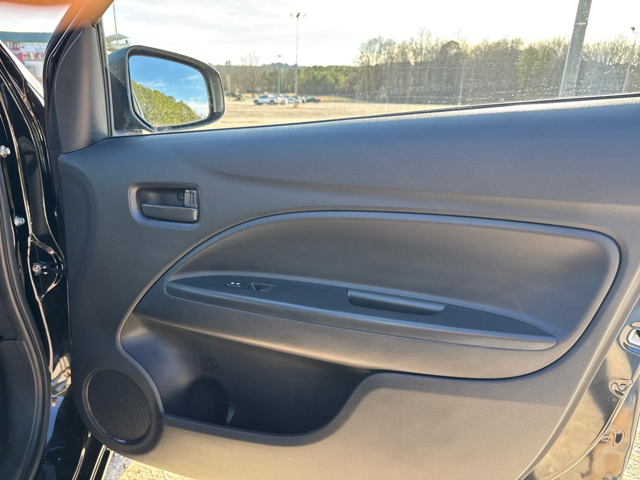 Mitsubishi Mirage G4 ES 2018