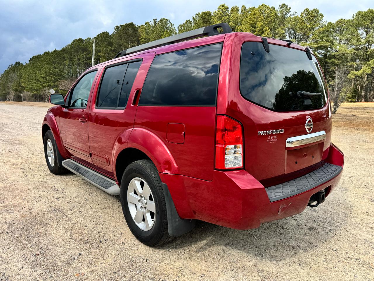 Nissan Pathfinder LE 4WD 2012