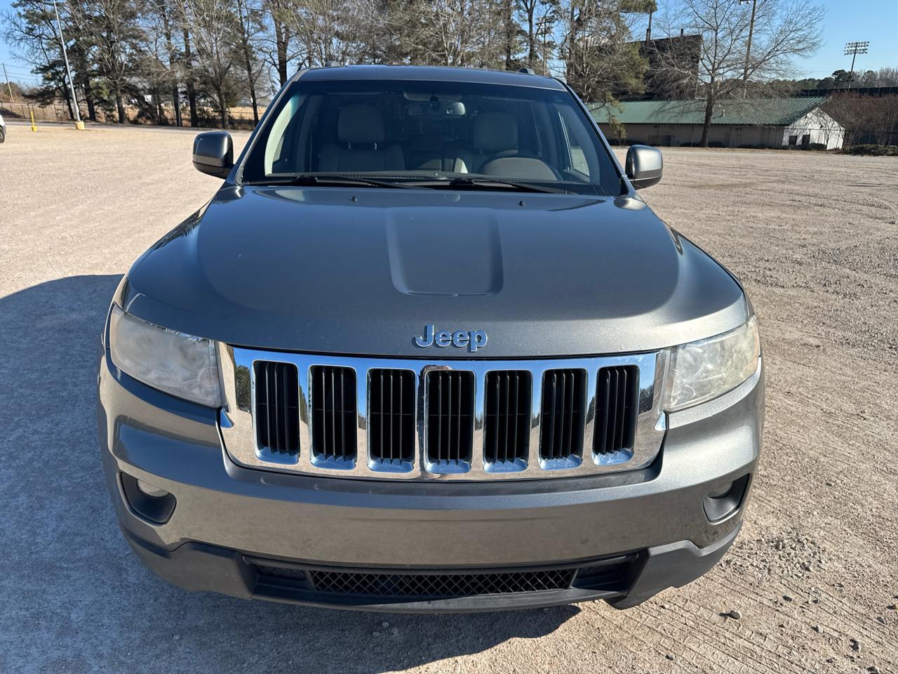 Jeep Grand Cherokee Laredo 2WD 2012