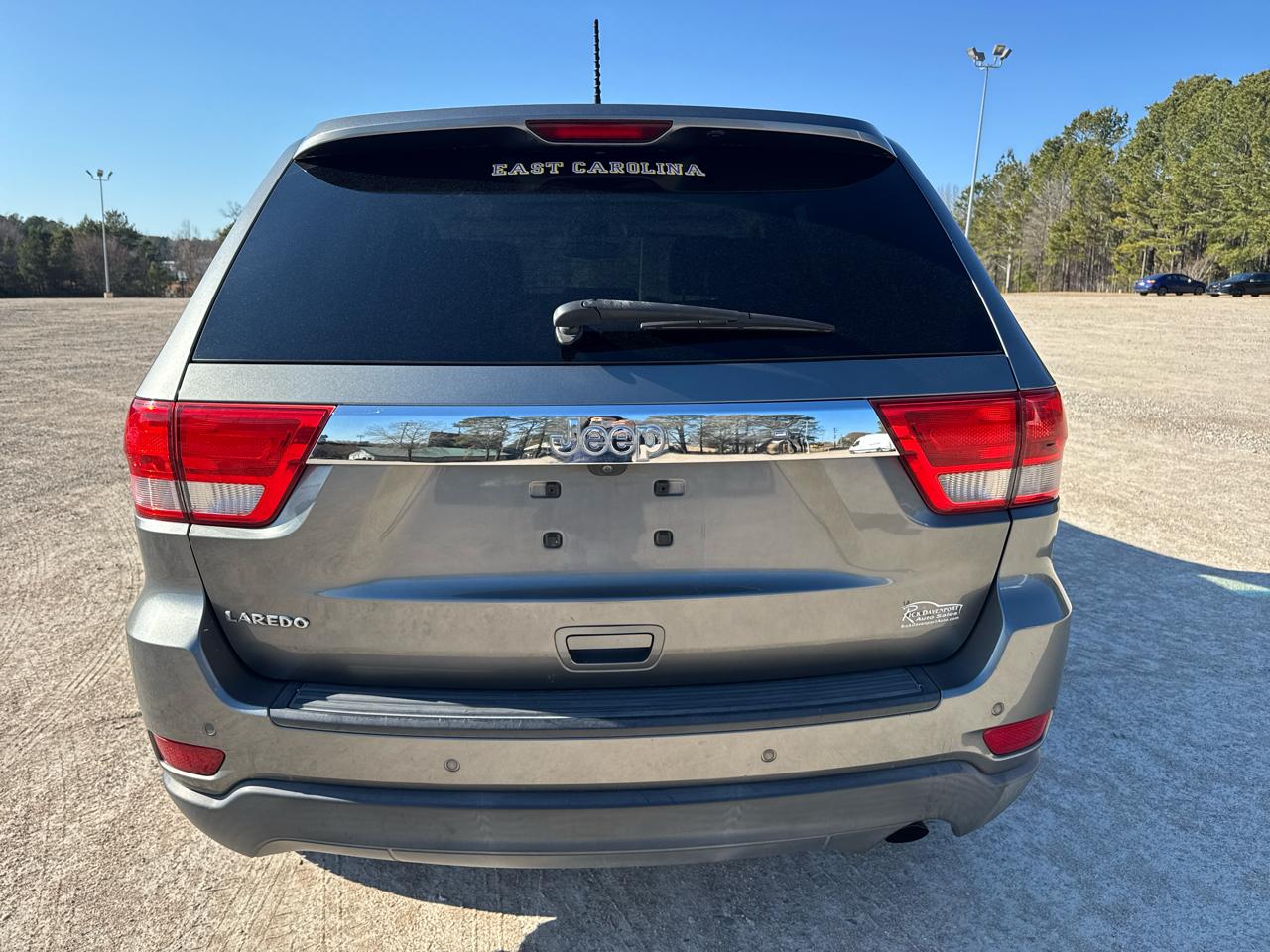 Jeep Grand Cherokee Laredo 2WD 2012