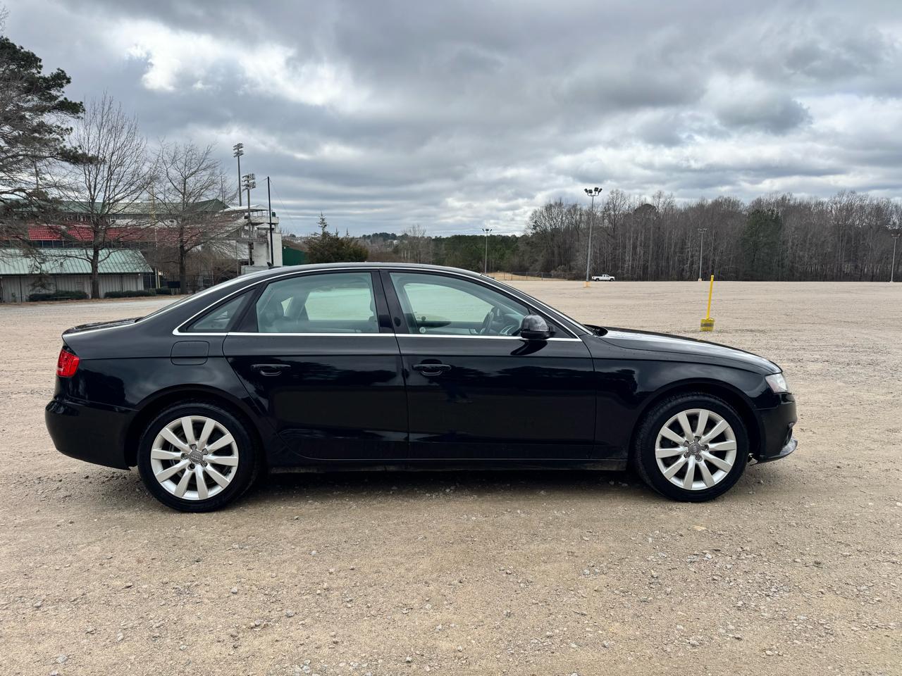 Audi A4 2.0T Sedan quattro Tiptronic 2012