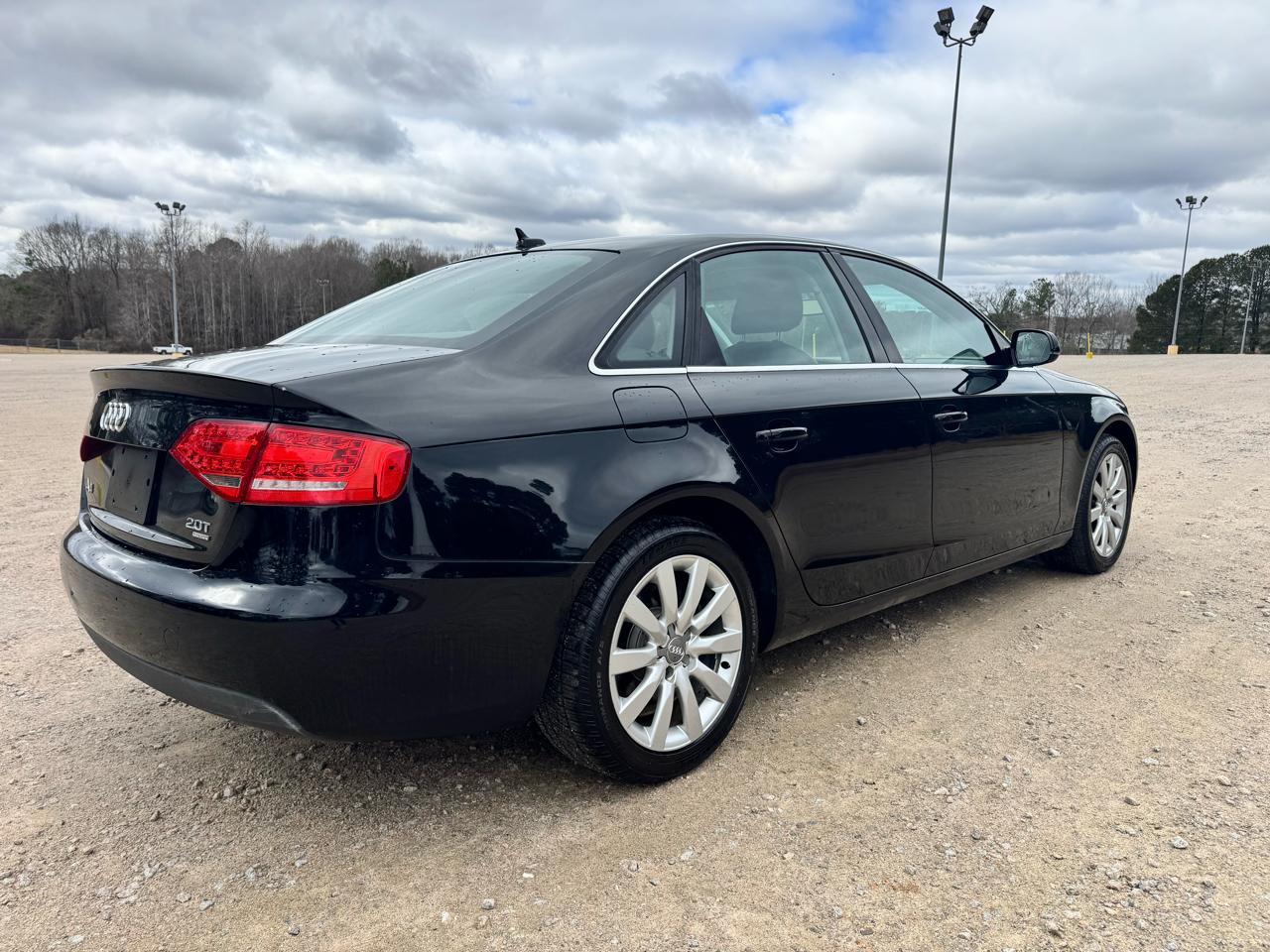 Audi A4 2.0T Sedan quattro Tiptronic 2012