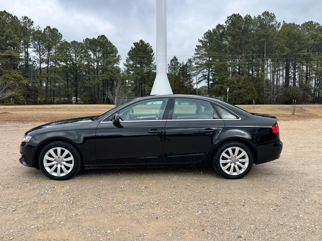 Audi A4 2.0T Sedan quattro Tiptronic 2012