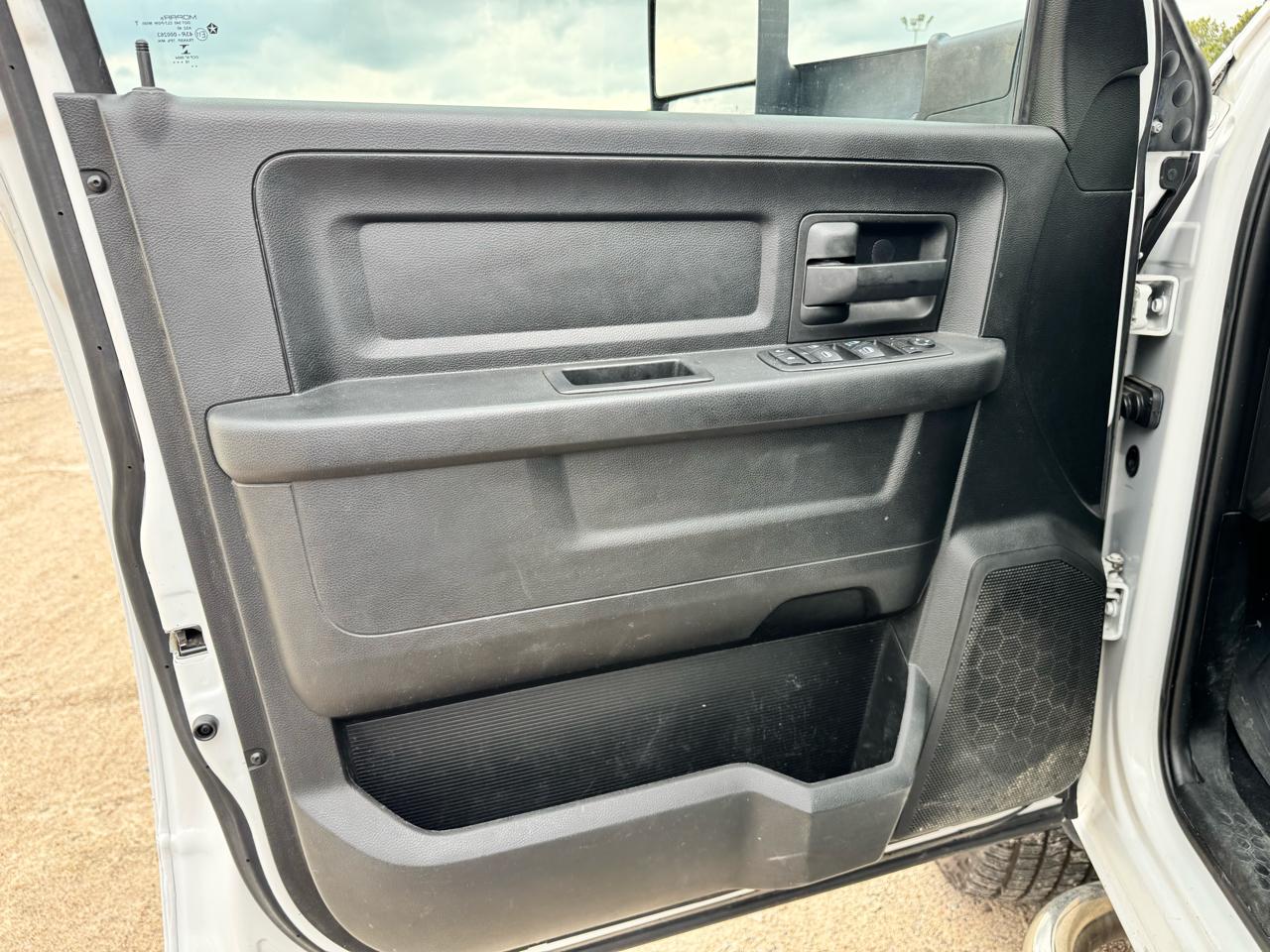 RAM 3500 Tradesman Crew Cab 4WD 2018