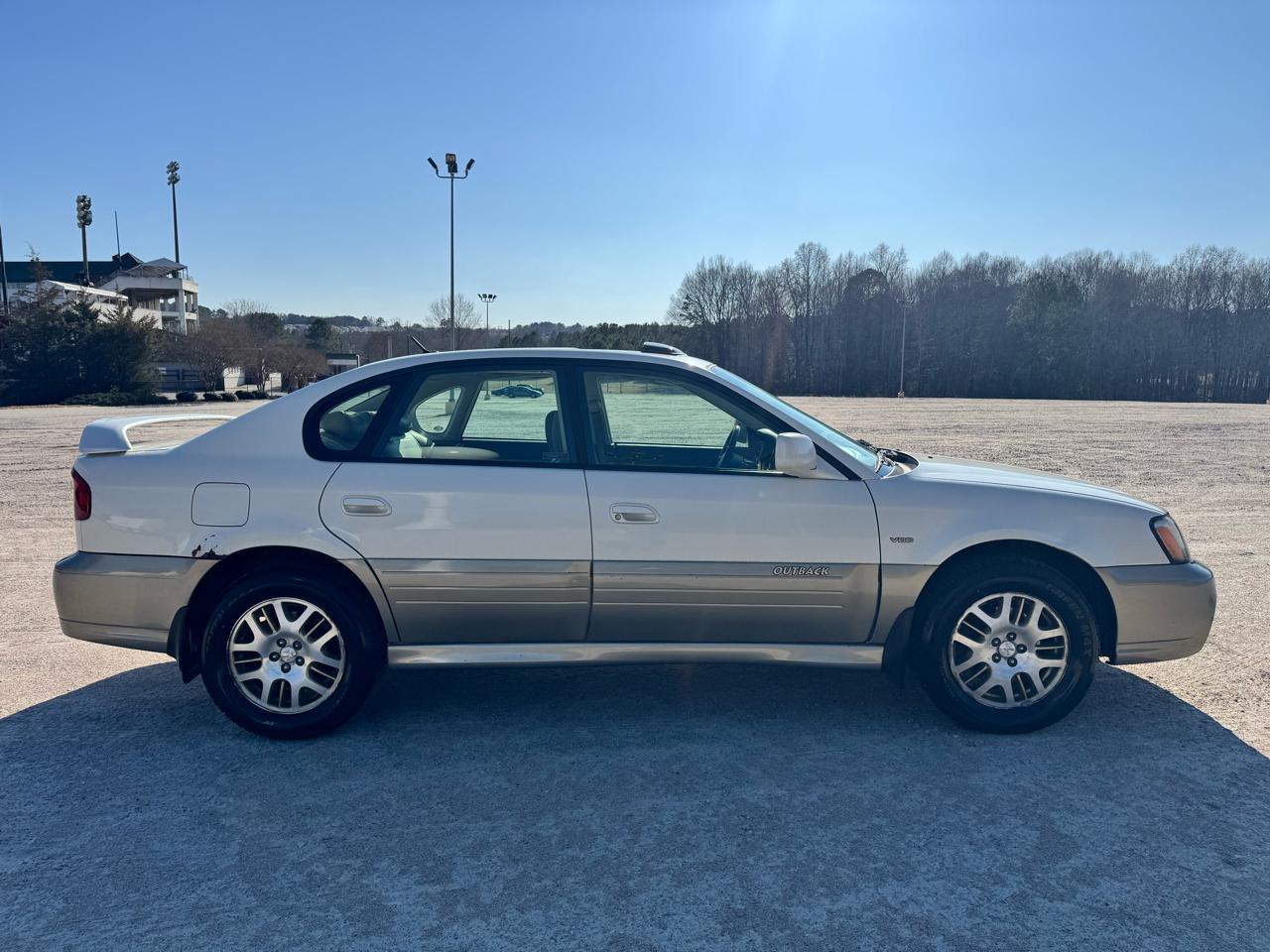 Subaru Outback H6-3.0 VDC Sedan 2003