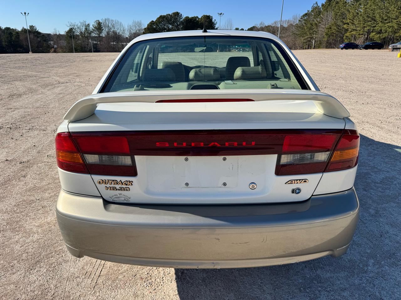 Subaru Outback H6-3.0 VDC Sedan 2003