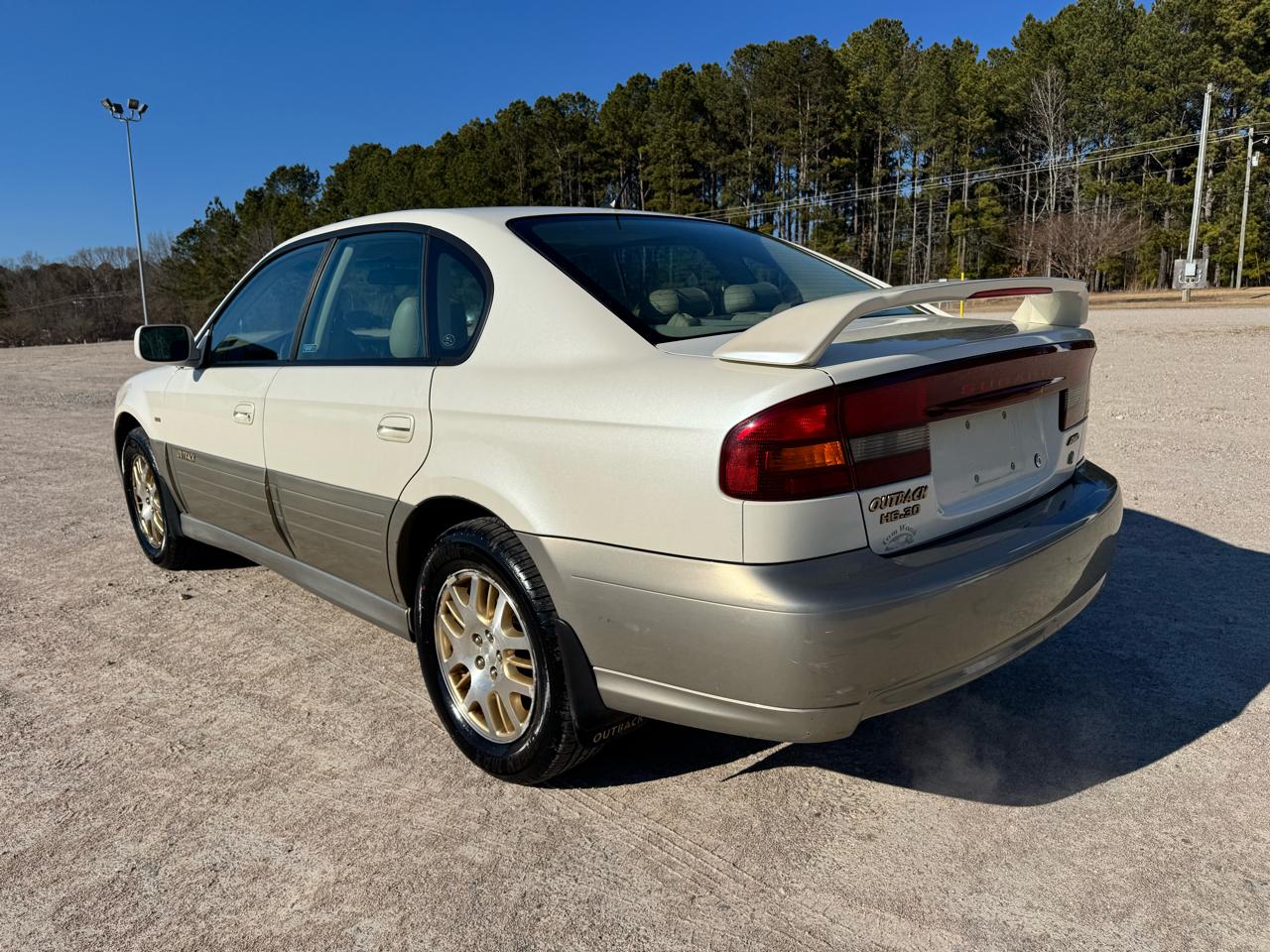 Subaru Outback H6-3.0 VDC Sedan 2003