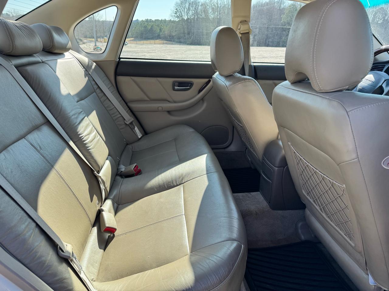 Subaru Outback H6-3.0 VDC Sedan 2003