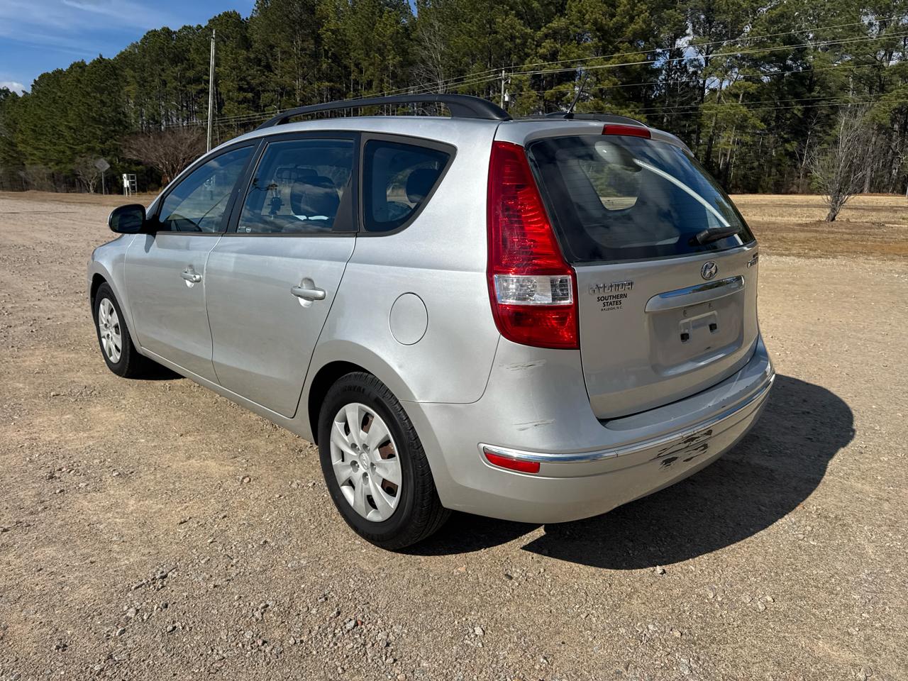 Hyundai Elantra Touring SE Automatic 2010